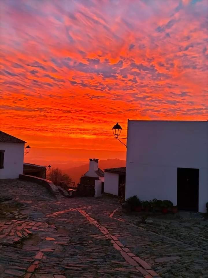 Casa Dona Antonia - Monsaraz Bed & Breakfast Bagian luar foto